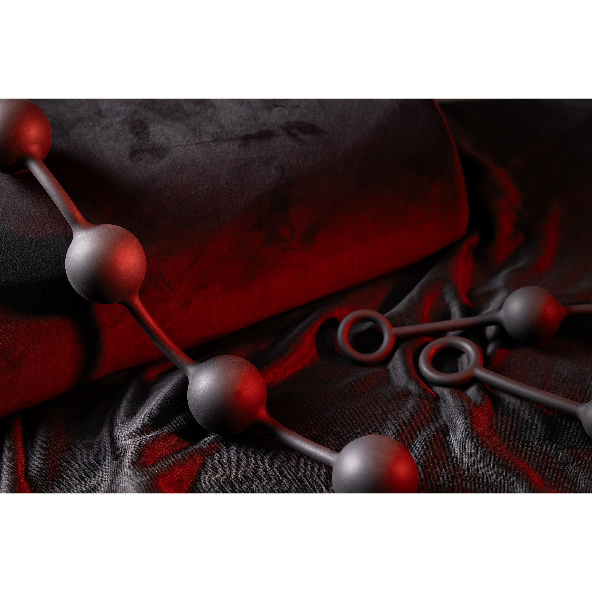 BOLAS ANALES DE SILICONA MEDIUM OUCH! NEGRAS