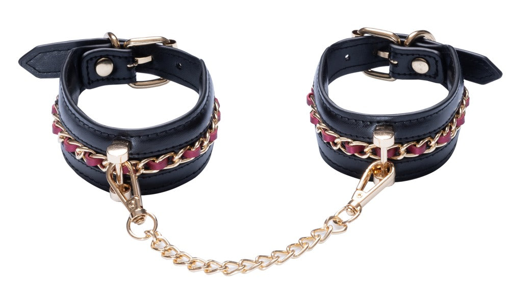Bad Kitty Bondage Set Chain - Set de 6 Piezas en Piel Sintética