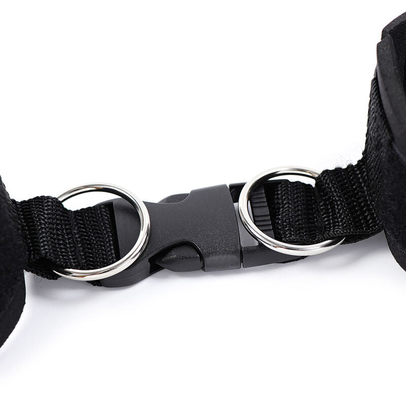 Ohmama Fetish Neoprene Wrist Restraints con Cierre de Velcro