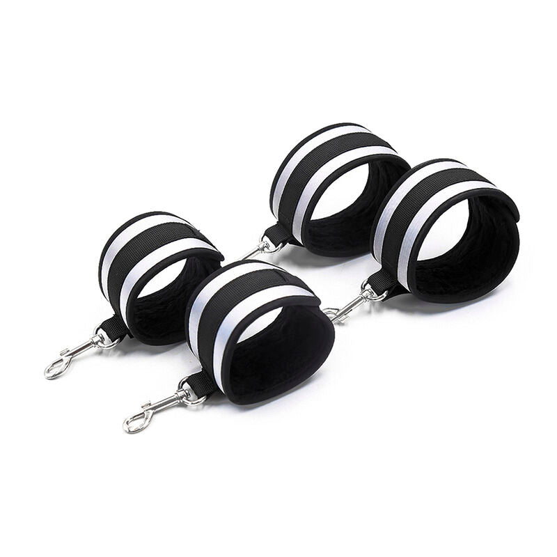 Ohmama Fetish Grey Wrist Cuffs - Esposas de Muñeca