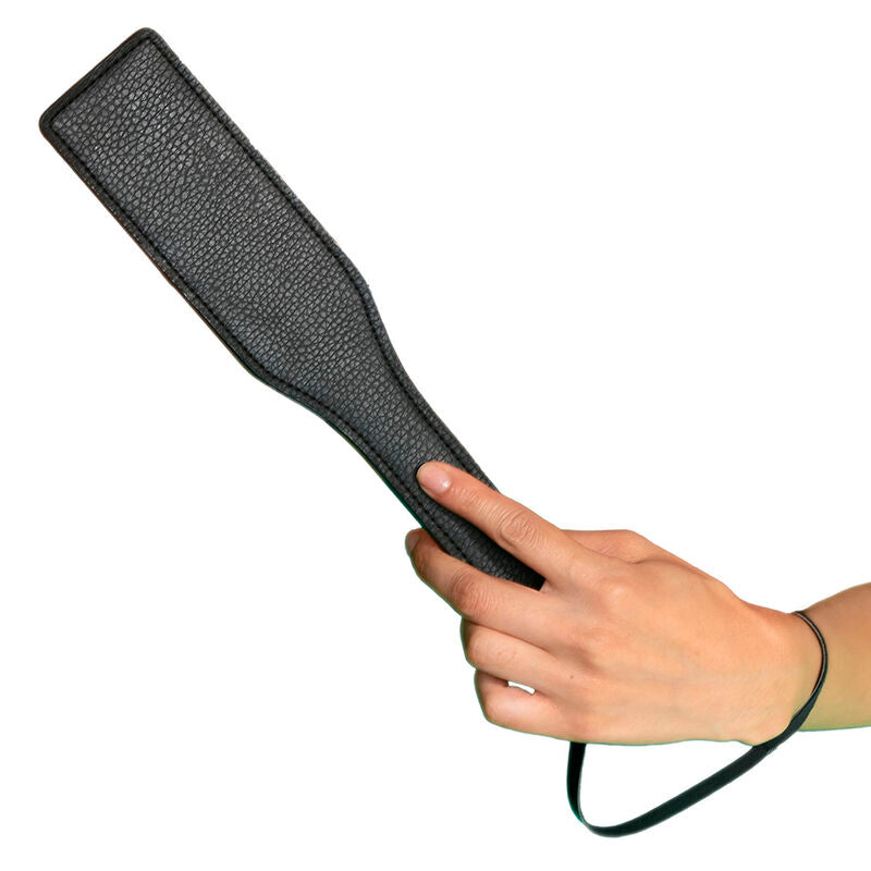 CalExotics Nocturnal Paddle - Paleta de Cuero Negro para BDSM