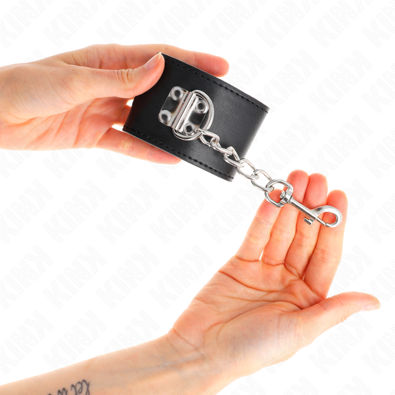 Kink Wrist Restraints - Brazaletes Ajustables con Cierre de Candado Negro