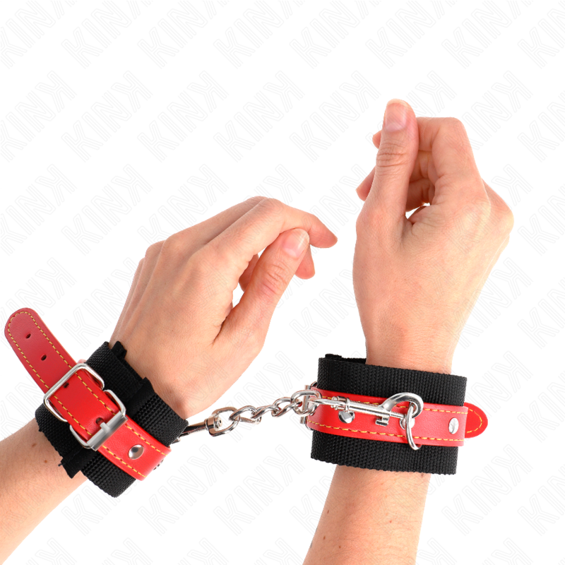 Esposas de Nylon Negro KINK con Detalles en Cuero Rojo - Ajustables 19-24 cm