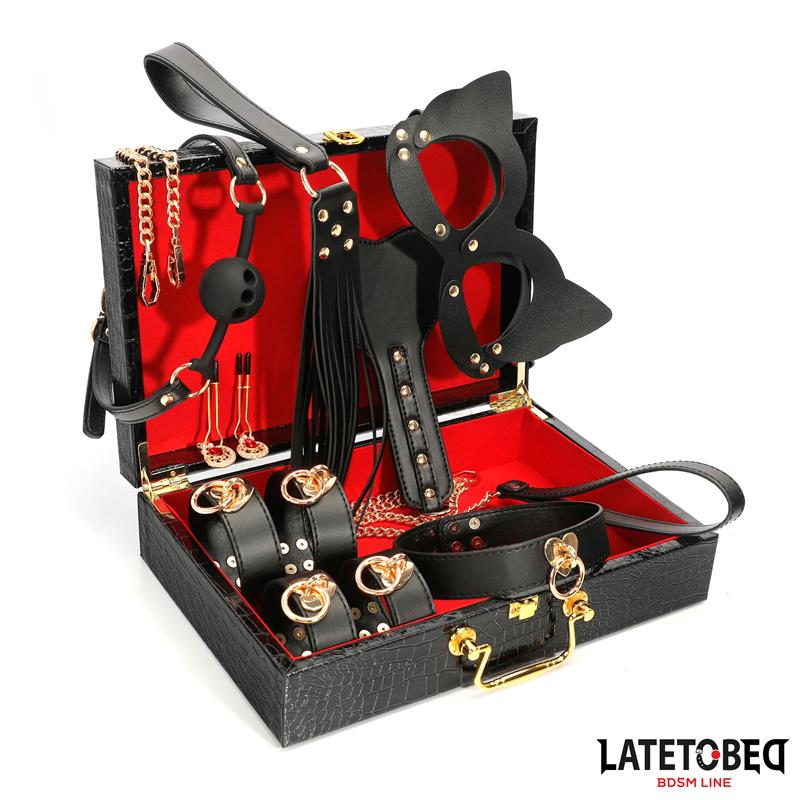 Kit Bondage de 8 Pz Cuero con Maletín de Almacenaje