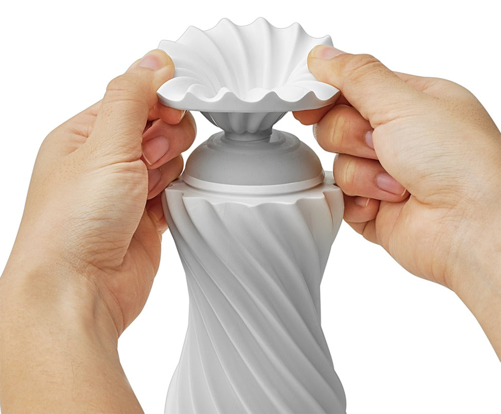 Tenga Flex Silky White - Masturbador Reutilizable con Vacío