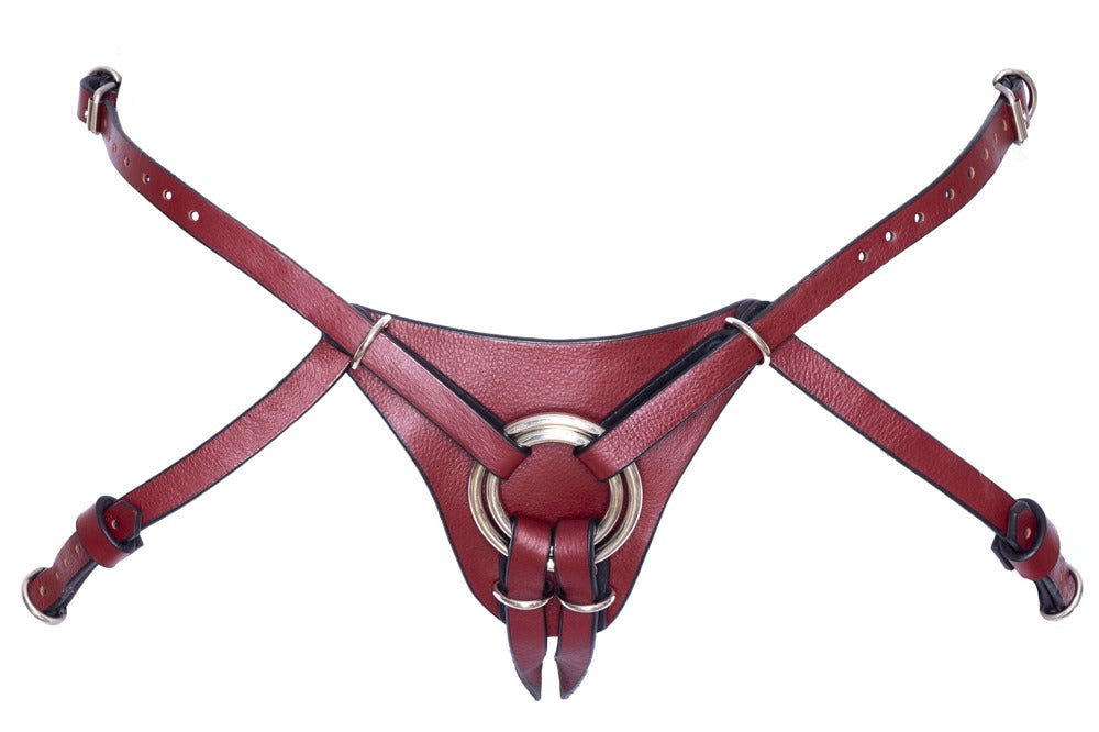 Strap-on de Cuero Zado L/XL Rojo Oscuro con Detalles Metálicos