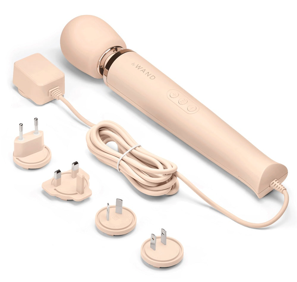 Le Wand Powerful Plug-In Cream - Masajeador Eléctrico Enchufable