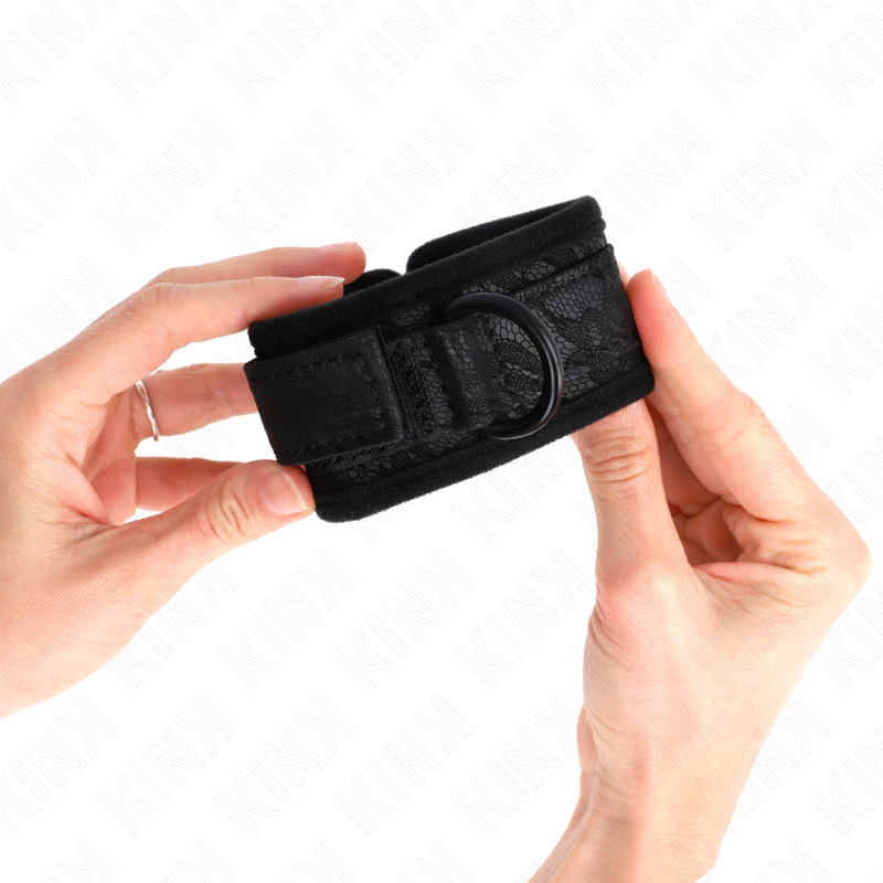 KINK Esposas de Muñeca Elásticas con Encaje Negro - Ajustables 20-29 cm