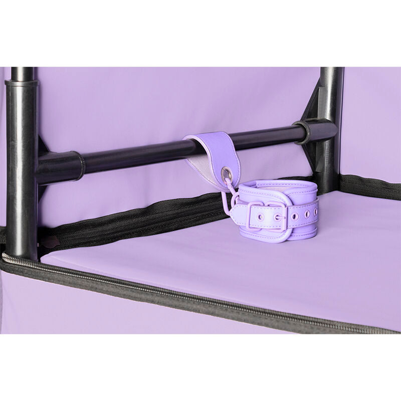 Secret Dome Kink Club Cabina Bukkake Morado - Estructura BDSM con Accesorios