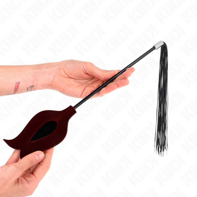 Kink Rose Shape Silicone Tassel Whip 45 cm - Látigo de Borlas