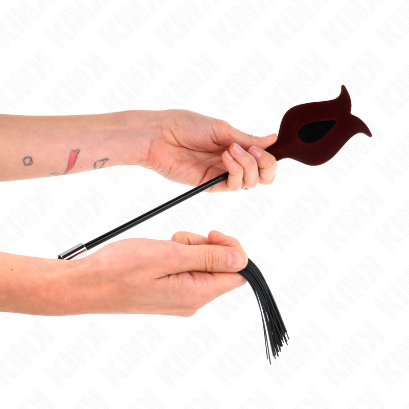 Kink Rose Shape Silicone Tassel Whip 45 cm - Látigo de Borlas