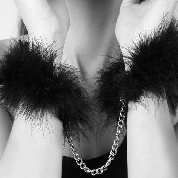 Za Za Zu Feather Handcuffs - Esposas de Plumas Bijoux Indiscrets